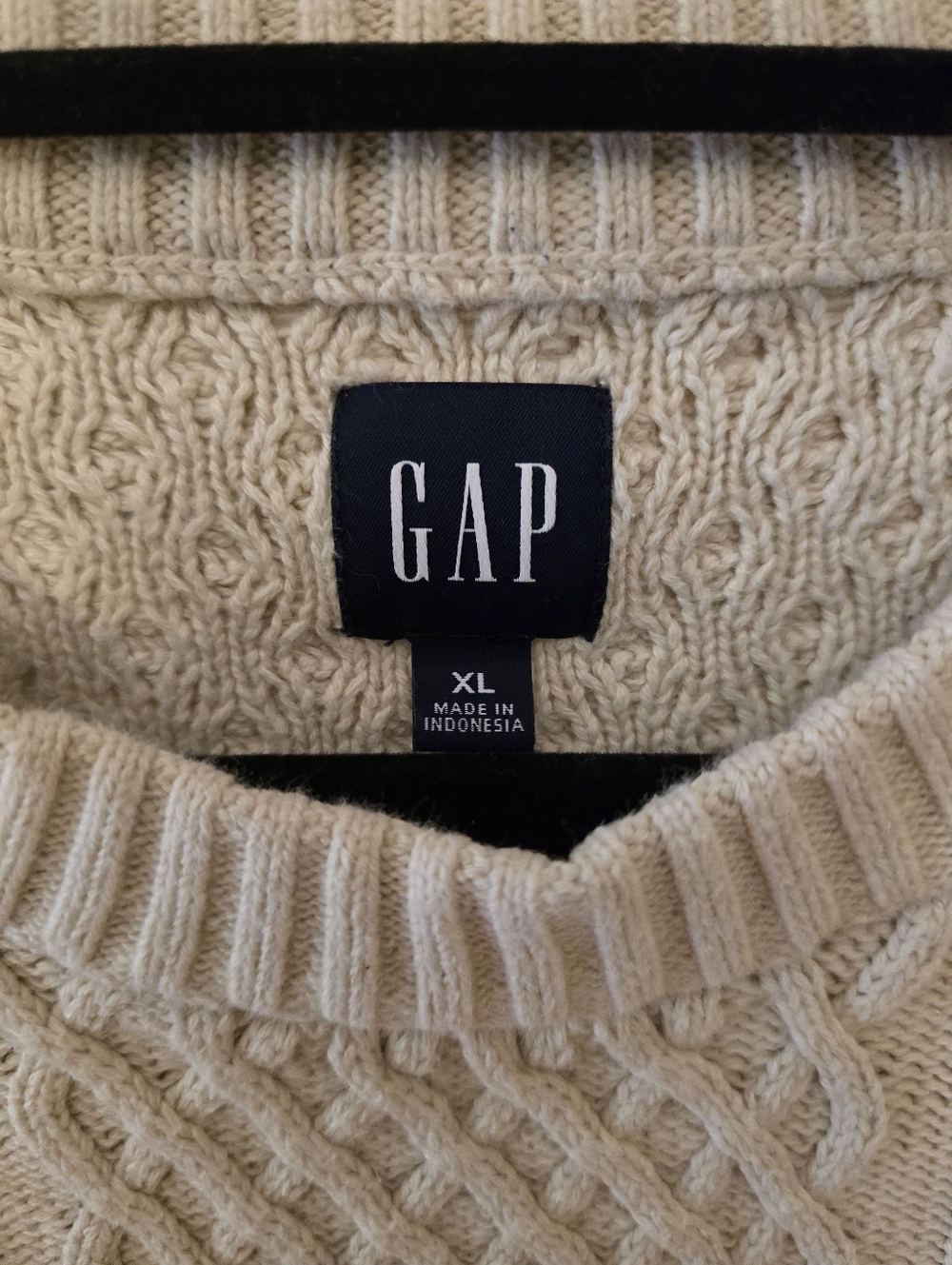 GAP Cropped Cable Knit Sweater, Cream, Size XL - Picture 3 of 5